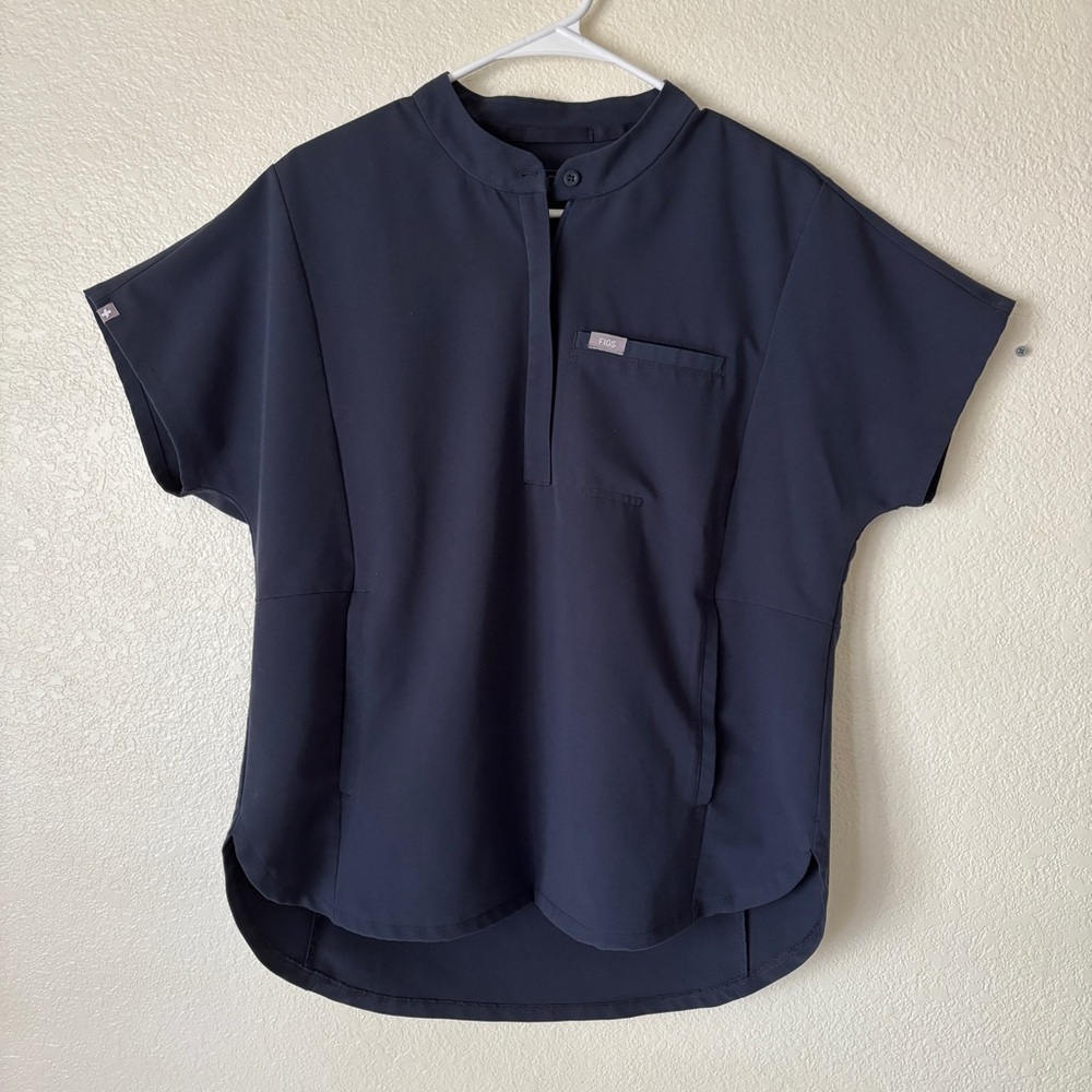 FIGS Dark Harbour Montex Scrub Top M